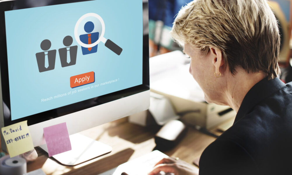 the-power-of-email-signature-software:-enhancing-professional-communication